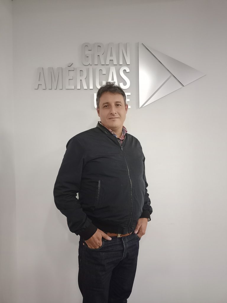 Gerente General Edgar Porras